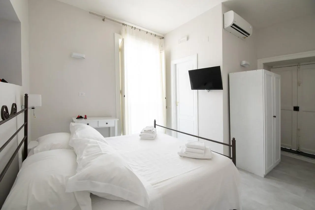 Effe Suites Неаполь Отель типа 