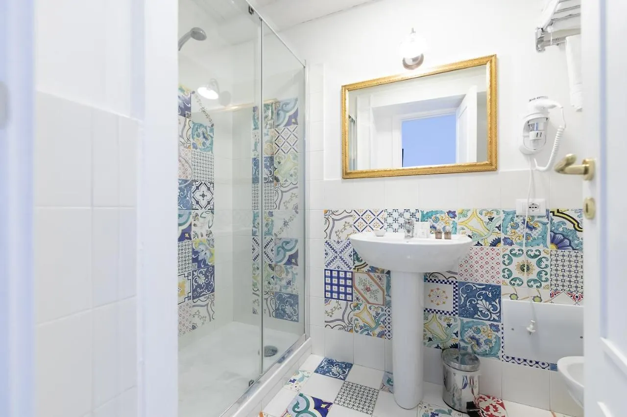 Effe Suites Неаполь 0*,