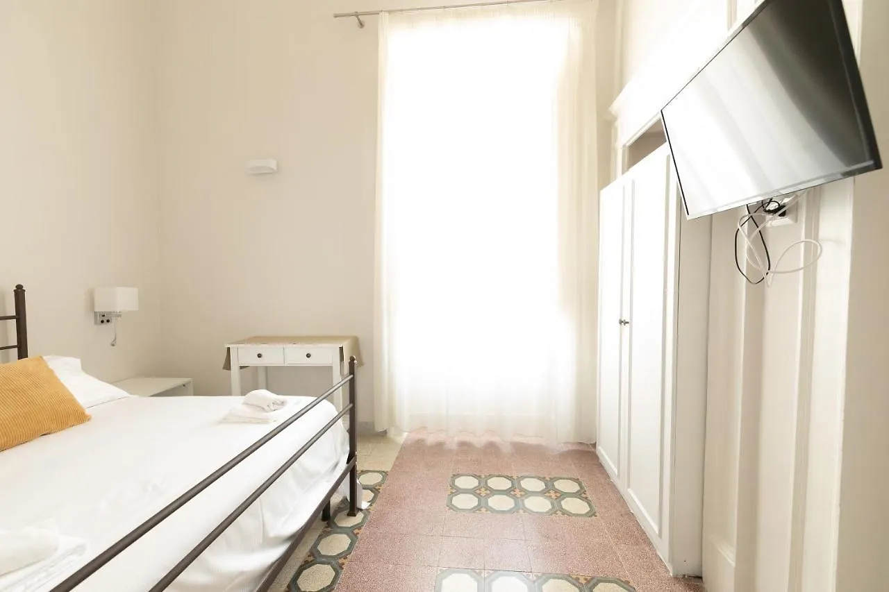 Effe Suites Неаполь Отель типа 